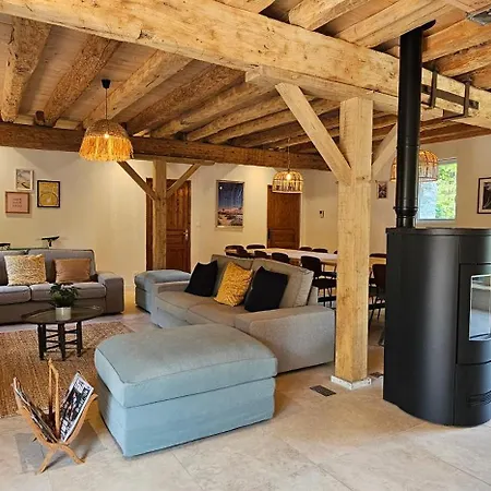 Bed & Breakfast D'hote De Charme L'escapada Les Echappees Belles Antignac