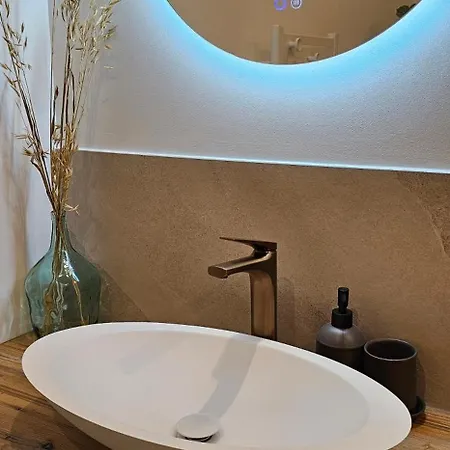 Frühstückspension D'hote De Charme L'escapada Les Echappees Belles 3*