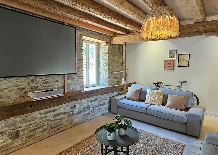 D'hote De Charme L'escapada Les Echappees Belles Panzió Antignac