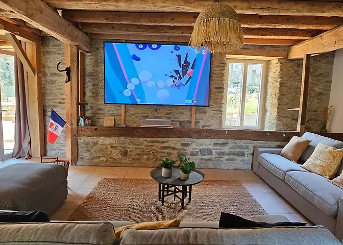 Panzió D'hote De Charme L'escapada Les Echappees Belles Antignac