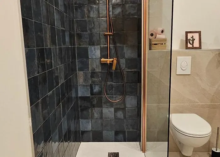 Panzió D'hote De Charme L'escapada Les Echappees Belles