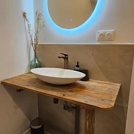 D'hote De Charme L'escapada Les Echappees Belles 3* Antignac